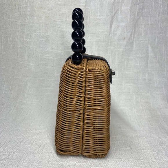 Small Straw Rattan Wicker Bag with Black Bead Handle & Twist Clasp Closure - Picture 4 of 13